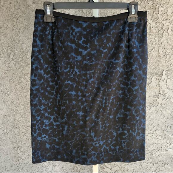 H&M Leopard Skirt - Picture 1 of 4